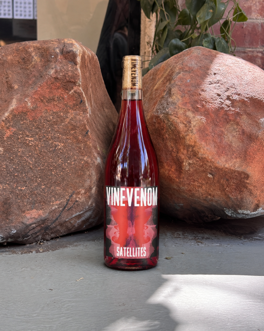 VINEVENOM Satellites Red